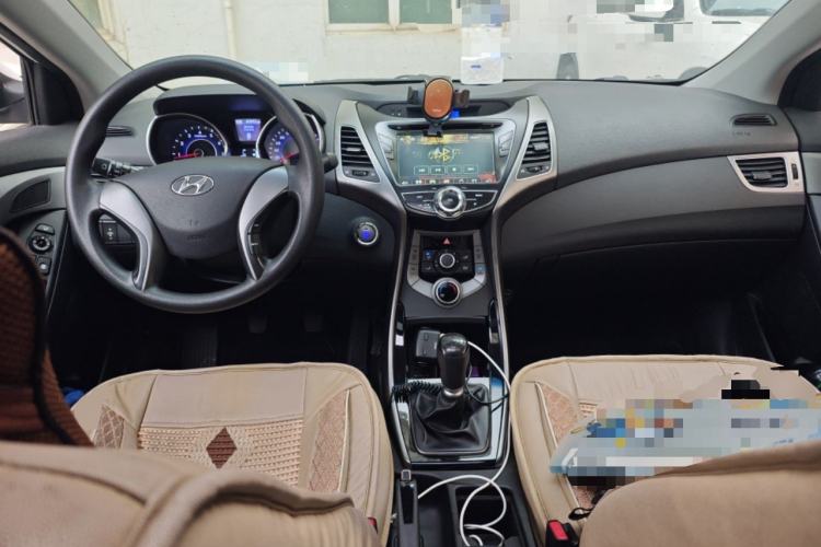 Used Hyundai Elantra (5th Generation / Langdong) 2015 1.6L Manual Leading Model