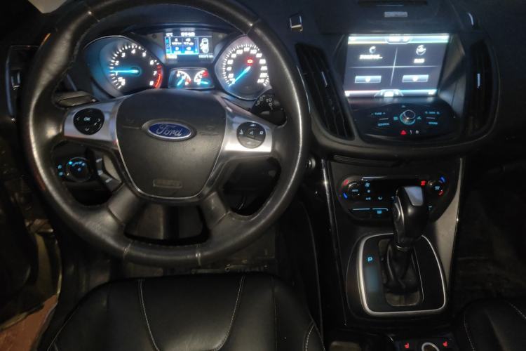 Used Ford Kuga 2015 2.0L GTDi Four-Wheel-Drive Sport Model