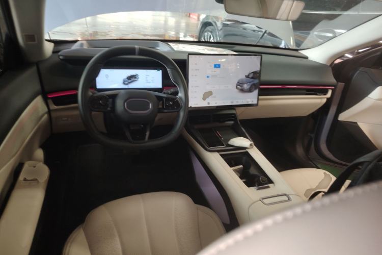 Used Lynk & Co 07 2024 EM-P 126 Long-Range Halo