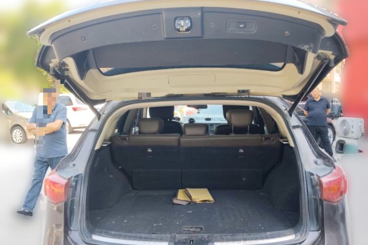 Used Infiniti QX70 2013 3.7L Standard Edition