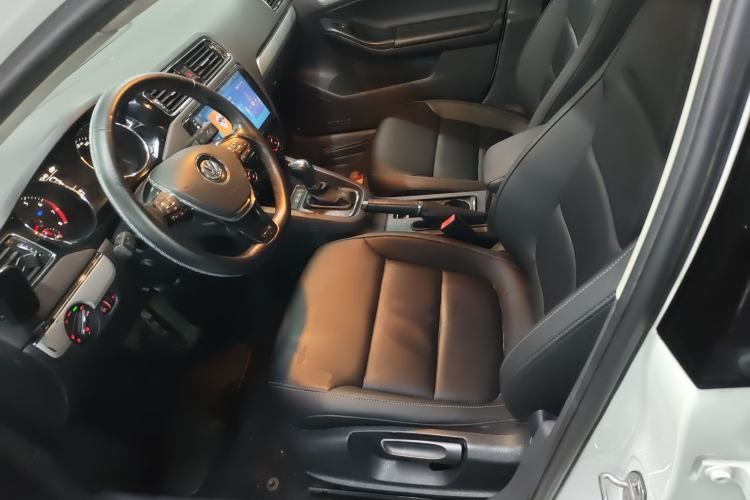 Used Volkswagen Sagitar 2018 180TSI DSG Prestige Edition Left Front Seat