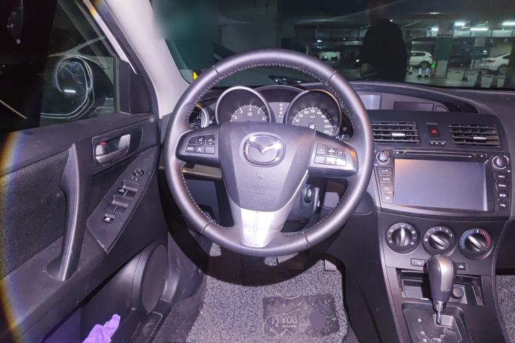 Used Mazda 3 2013 Sedan 1.6L Automatic Elite Model
