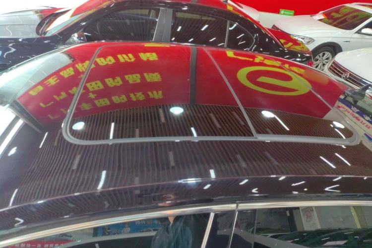 Used Volkswagen Passat 2020 Facelift 330TSI Elite Edition China VI Standard
