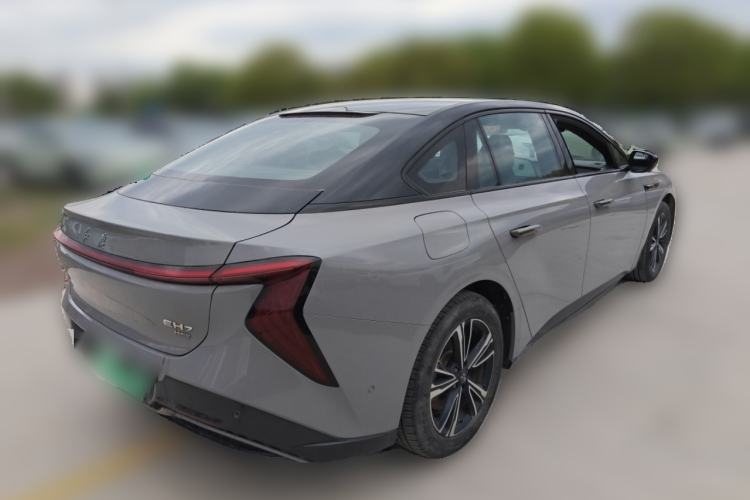 Used Hongqi EH7 2024 690 Pro Rear Right 45 Deg