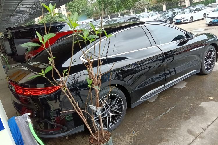 Used BYD Han 2025 EV Intelligent Driving Edition 605KM Prestige Model