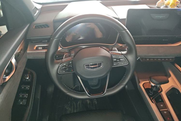 Used Geely Auto Preface 2023 2.0TD "Only This Verdant Green" Edition Steering Wheel