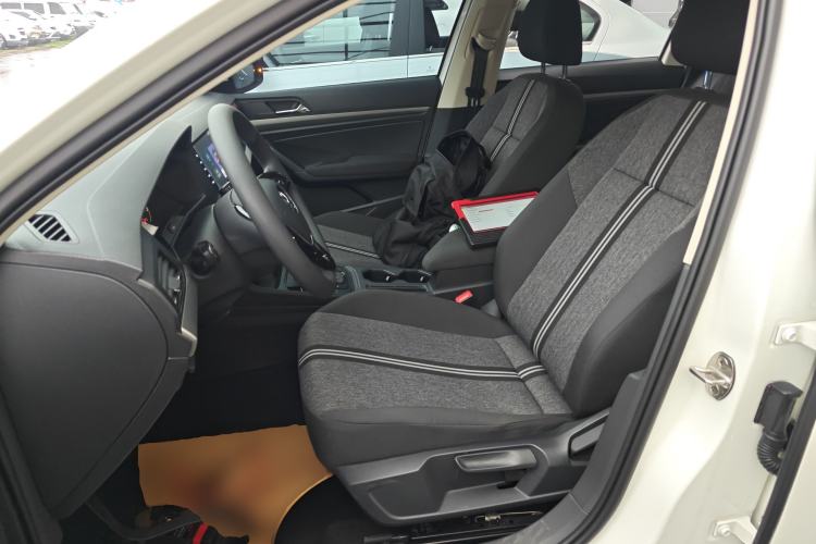 Used Volkswagen Lavida 2019 Lavida Start 1.5L Automatic Trendy Version China VI Standard Left Front Seat