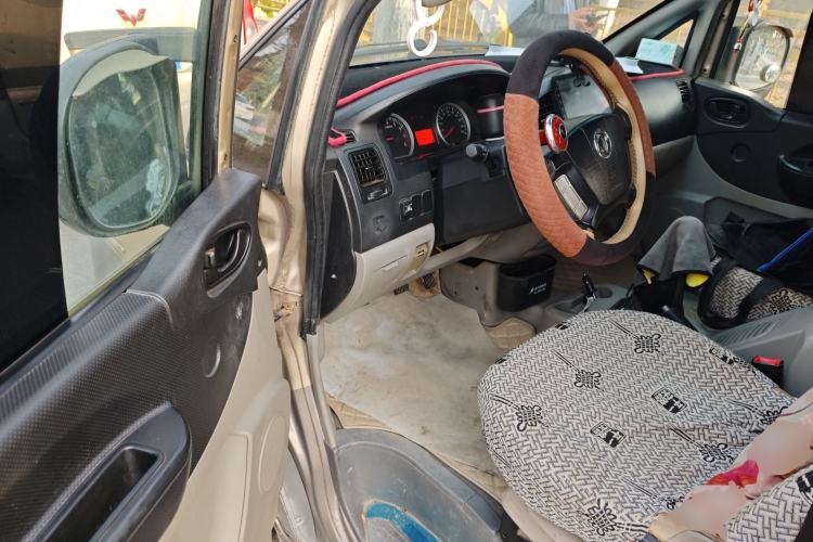 Used FORTHING Lingzhi 2017 M3L 1.6L 7-Seater Comfort Model