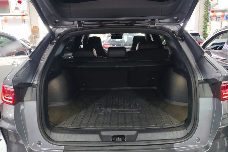 Used BYD Song PLUS New Energy 2021 DM-i 100KM Four-Wheel Drive Flagship PLUS Trunk