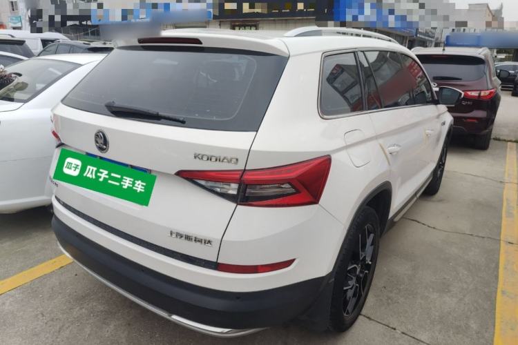 Used Skoda Kodiaq 2017 TSI330 7-Seater Two-Wheel-Drive Luxury Edition Rear Right 45 Deg