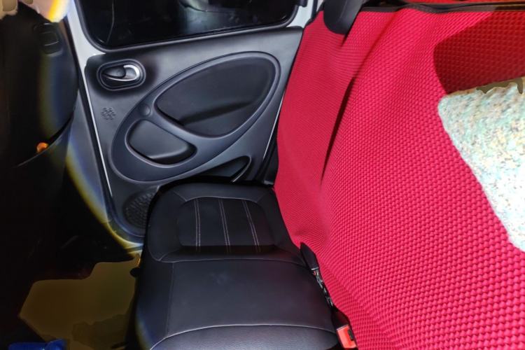 Used smart forfour 2018 0.9T 66 kW Pioneer Edition Left Rear Seat