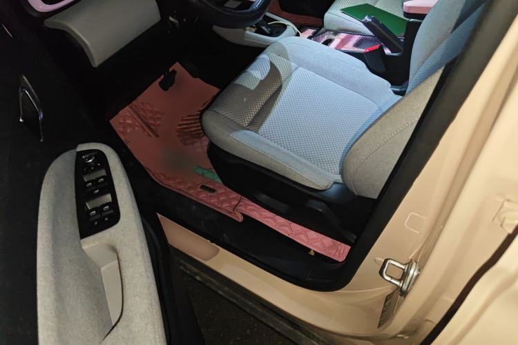 Used Leapmotor T03 2021 400 Micro-Sugar Version Driver Seat