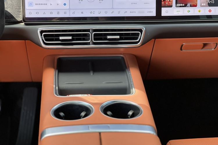 Used Li Auto L8 2023 Max model
