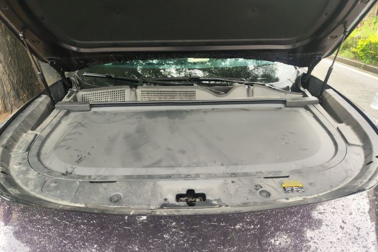 Used Mazda EZ-60 2025 Model Range-Extended 200 Max