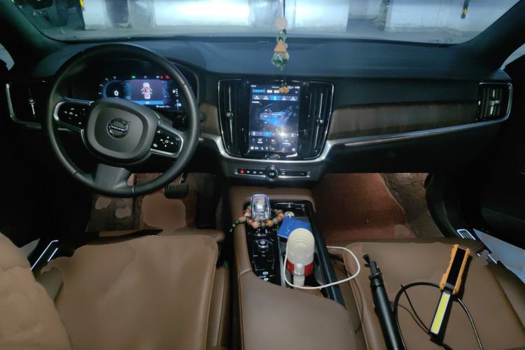 Used Volvo S90 2023 B5 Zhiyuan Luxury Edition