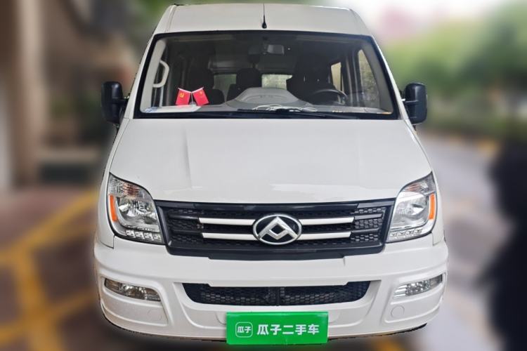 Used SAIC MAXUS Xintu V80 2021 2.0T Manual Classic Aoyuntong Short Wheelbase Mid-Roof 5/6-Seater