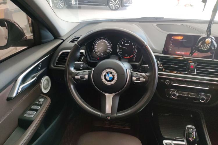 Used BMW 1 Series 2021 120i M Sport Night Edition Steering Wheel