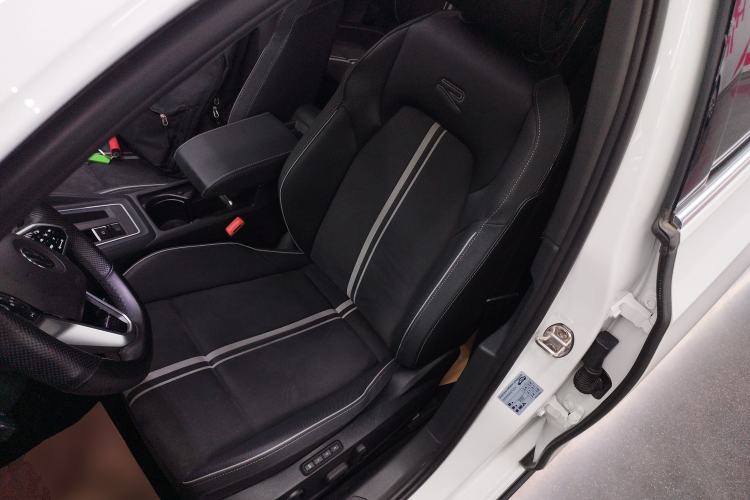 Used Volkswagen Golf 2021 280TSI DSG R-Line Left Front Seat