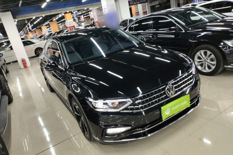 Used Volkswagen Magotan 2023 2 Million Units Commemorative Edition 330TSI DSG Luxury Version
