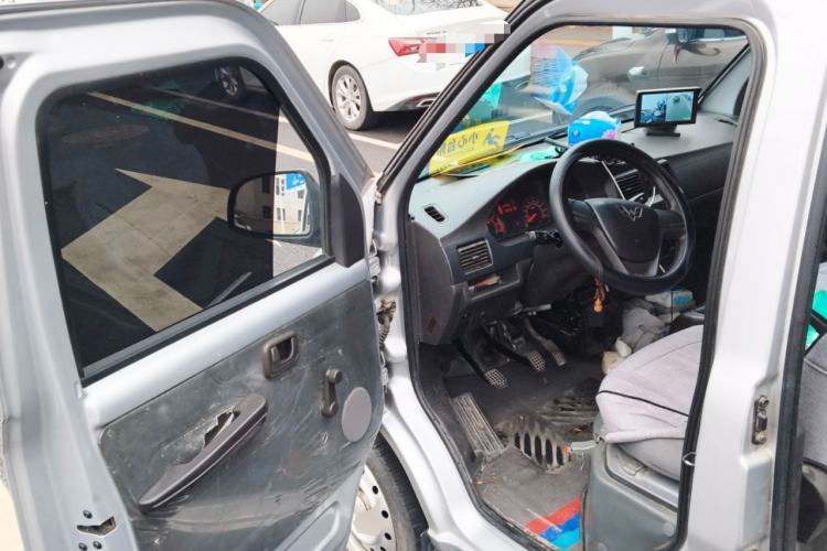 Used Wuling Rongguang 2021 1.5L Extended Basic Version L3C