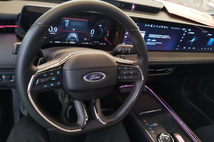 Used Ford Mondeo 2022 Facelift EcoBoost 245 ST-Line Center Console