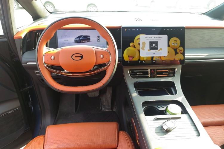 Used GAC Trumpchi Xiangwang M8 2025 Kunkun Series Ultra First-Class Cabin Steering Wheel