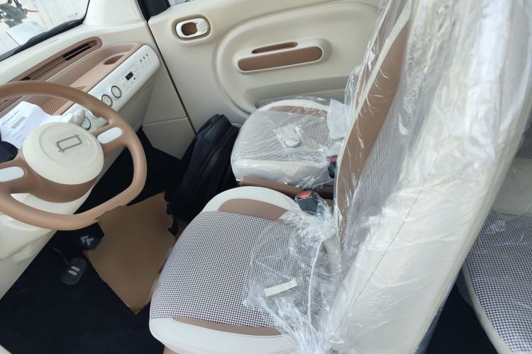 Used Bestune Pony 2026 222km Colorful Horse Left Front Seat