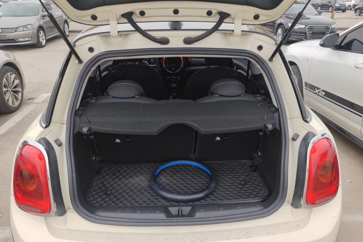 Used MINI 2014 1.5T COOPER Fun
