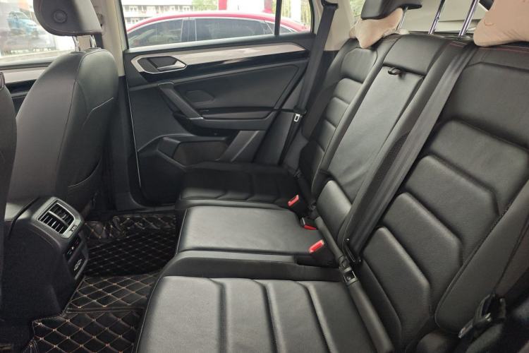 Used Volkswagen Tayron 2019 330TSI Two-Wheel Drive Luxury Model China VI Standard Left Rear Seat