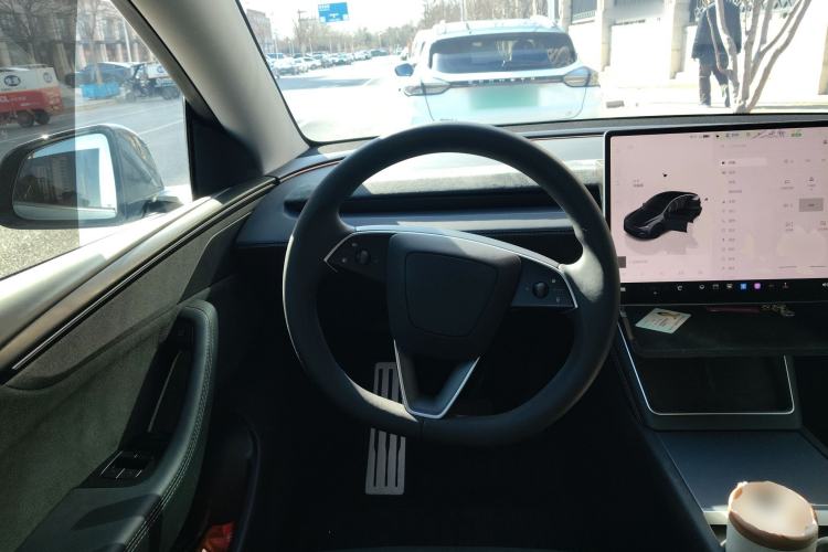 Used Tesla Model Y 2025 Long-Range All-Wheel Drive First Edition
