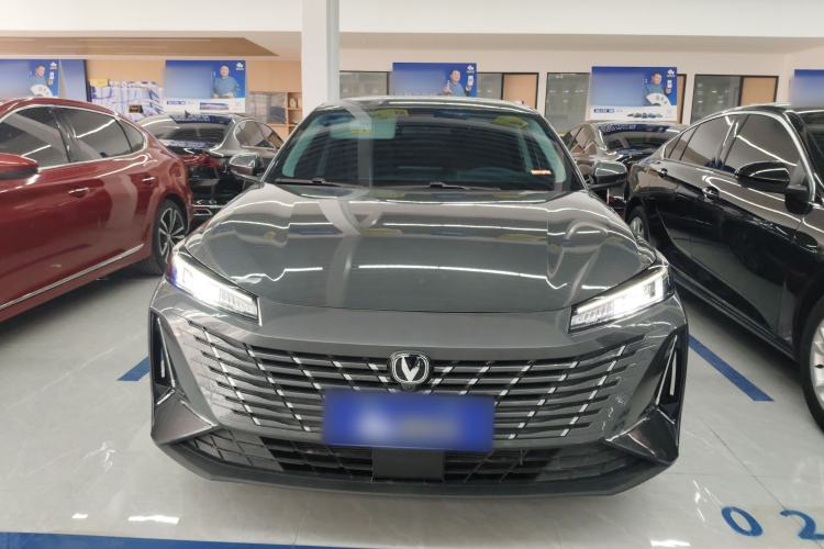 Used CHANGAN Eado 2025 Blue Whale 1.5T 500Bar Prestige Model
