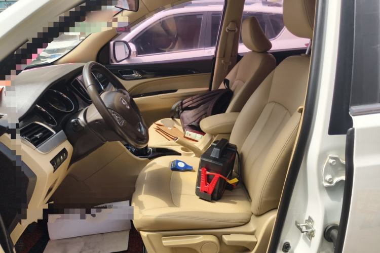 Used Baojun 730 2016 1.5L Manual Luxury Edition 7 Seats Left Front Seat