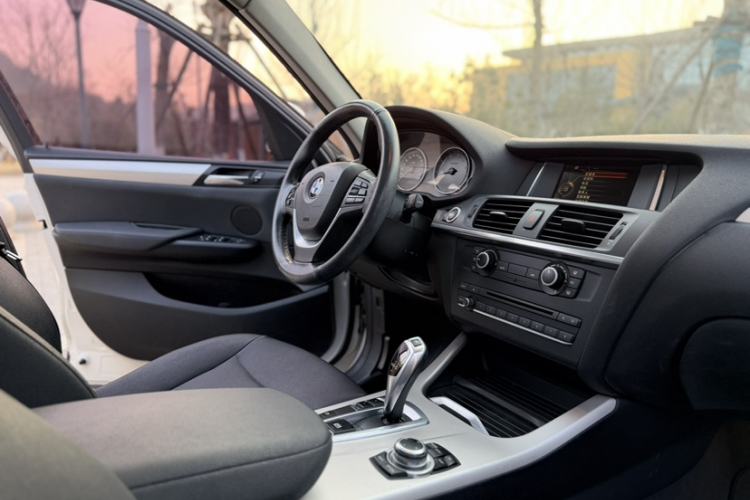 Used BMW X3 2014 xDrive20i Leading Model