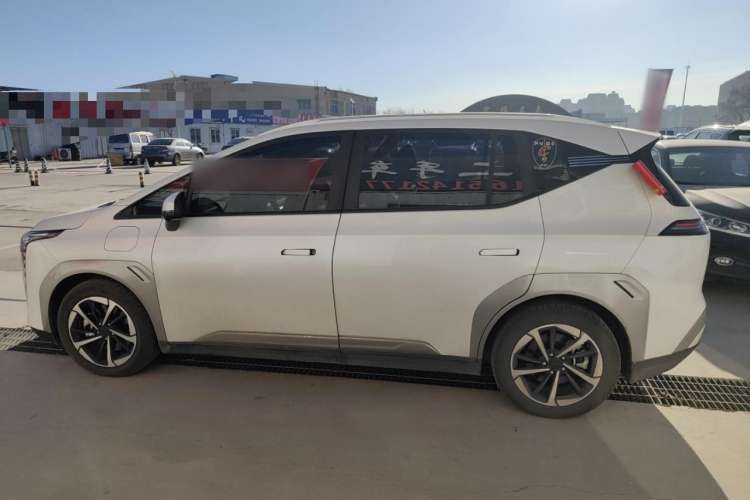 Used AION Y 2023 Younger Star Edition