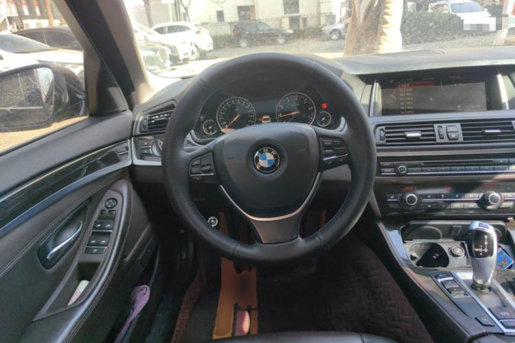 Used BMW 5 Series 2014 525Li Luxury Design Package
