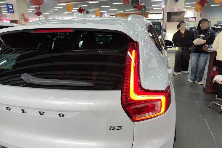 Used Volvo XC40 2023 B3 Zhiyuan Luxury Edition