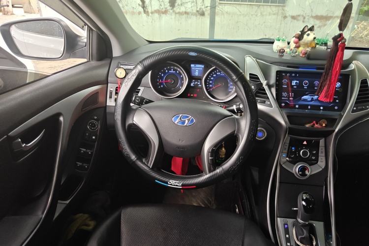 Used Hyundai Elantra (5th Generation / Langdong) 2015 1.6L Automatic Leading Model