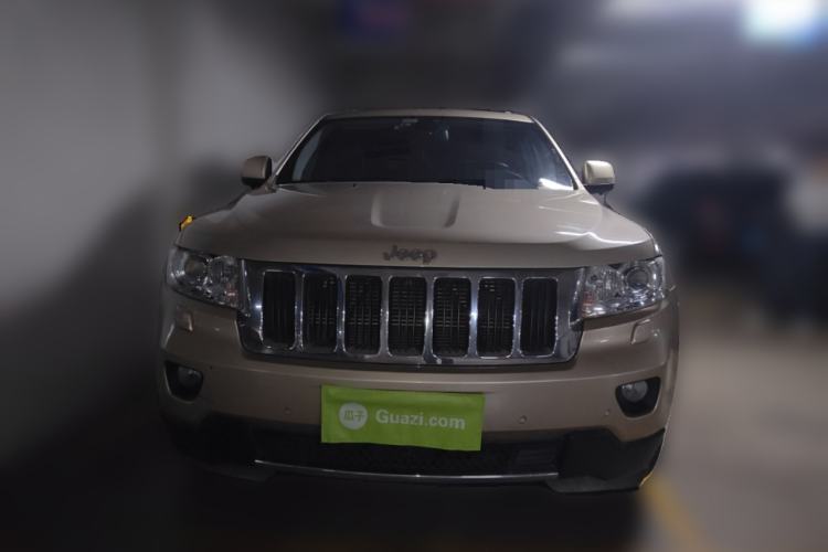Used Jeep Grand Cherokee 2011 3.6L Luxury Edition
