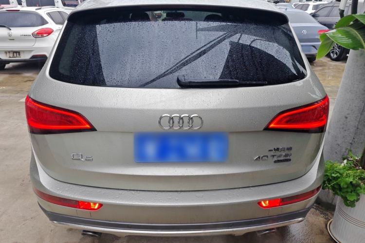 Used Audi Q5 2018 Collector's Edition 40 TFSI Technology Model