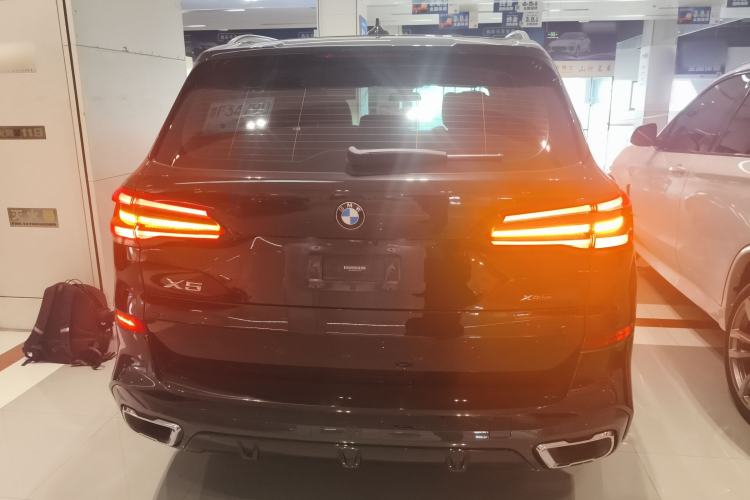 Used BMW X5 2021 xDrive40i M Sport Package Rear