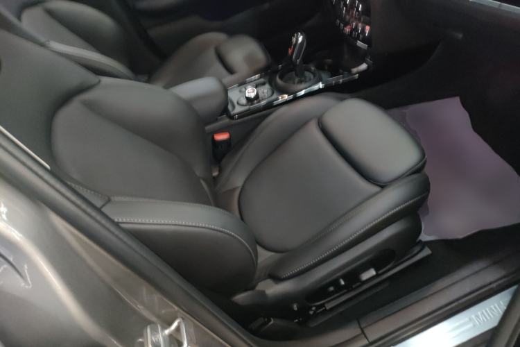 Used MINI Clubman 2019 1.5T COOPER
