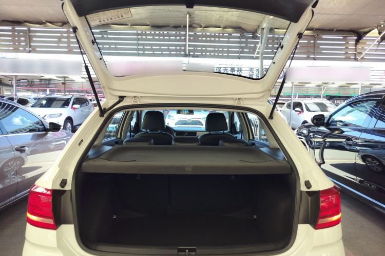 Used Volkswagen Santana 2015 Haval H6 1.6L Automatic Comfort Model
