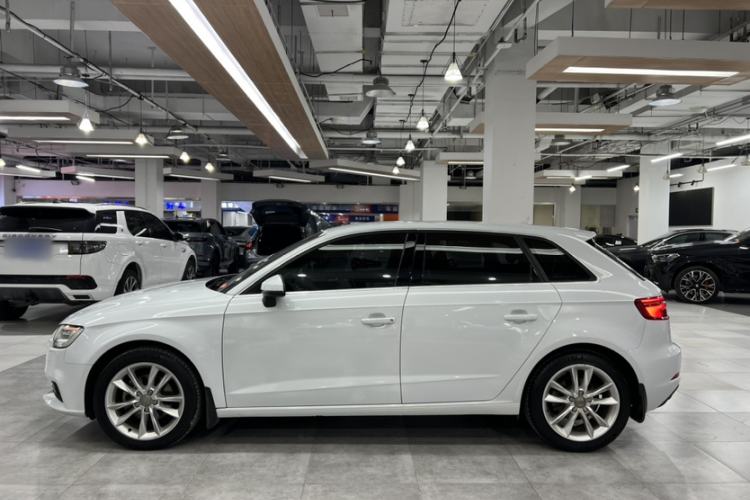 Used Audi A3 2018 30th Anniversary Edition Sportback 35 TFSI Ambition Model
