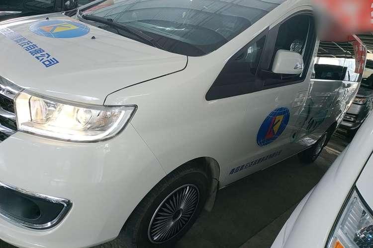 Used JAC Refine M3 2023 PLUS 1.8L 7/8-seater Smart Connectivity Version