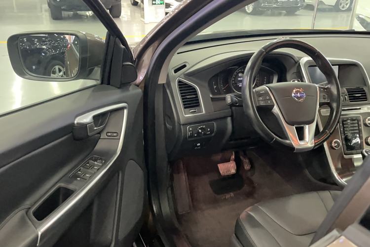 Used Volvo XC60 2014 T5 Zhiyi Edition
