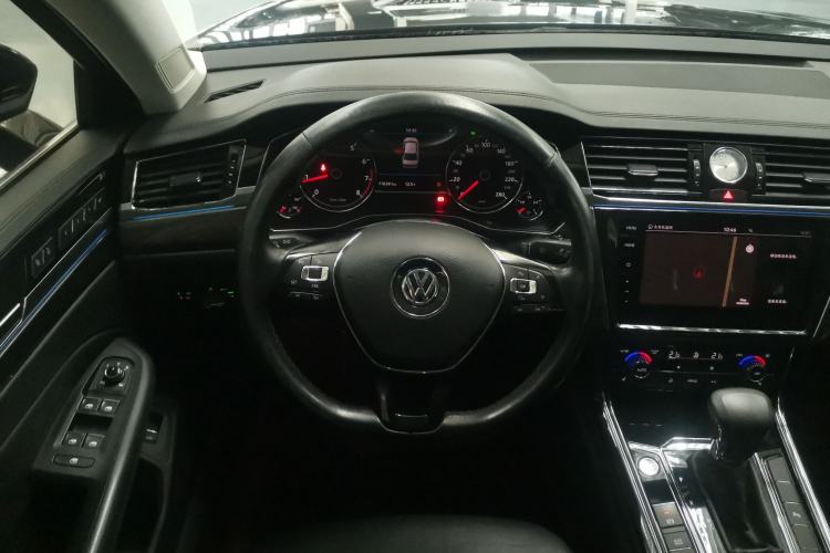 Used Volkswagen Phideon 2018 Revised Version 380TSI Two-Wheel Drive Business Edition