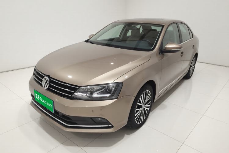 Used Volkswagen Sagitar 2017 230TSI Automatic Luxury Edition