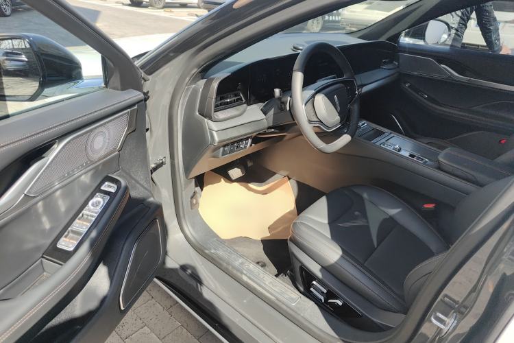 Used Lincoln Z 2022 iKoo Luxury Edition Driver Seat