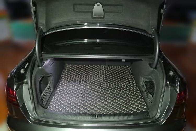 Used Audi A4L 2022 40 TFSI Luxury Dynamic Model