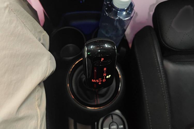 Used MINI MINI 2019 2.0T COOPER S Classic Edition Five-Door Model